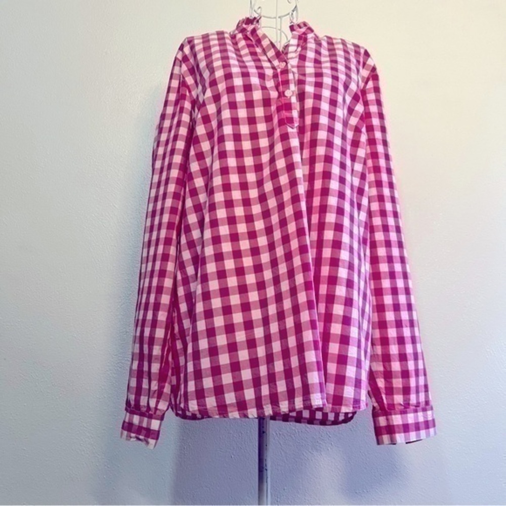 Kim Rogers pink/white checked button-down. Size PL. Like new.